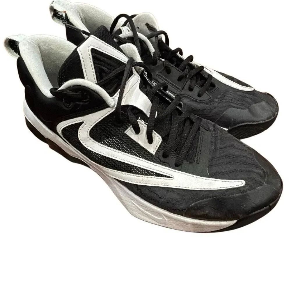 Nike Zoom Freak Black White Basketball Shoes — Size 10.5